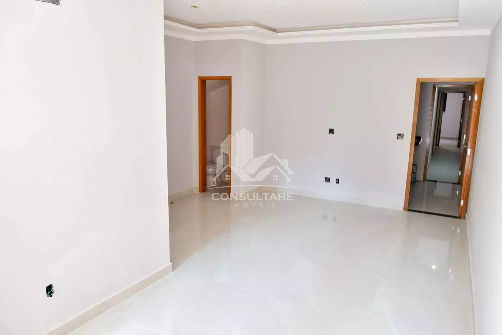 Casa para alugar com 3 quartos, 105m² - Foto 1