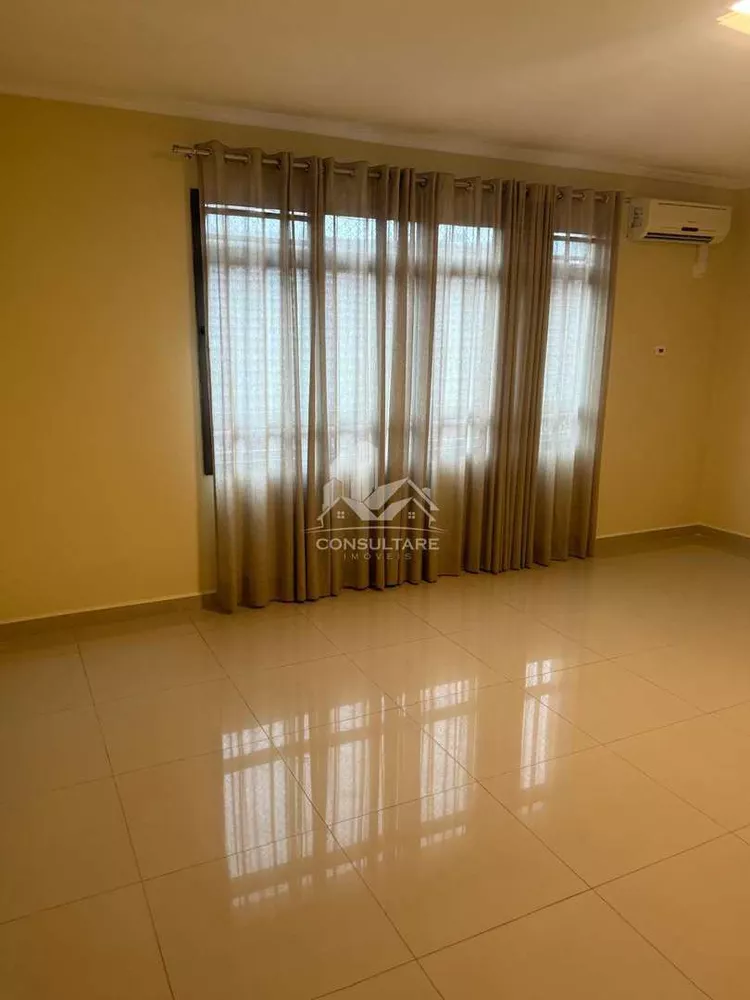 Apartamento à venda com 3 quartos, 113m² - Foto 1