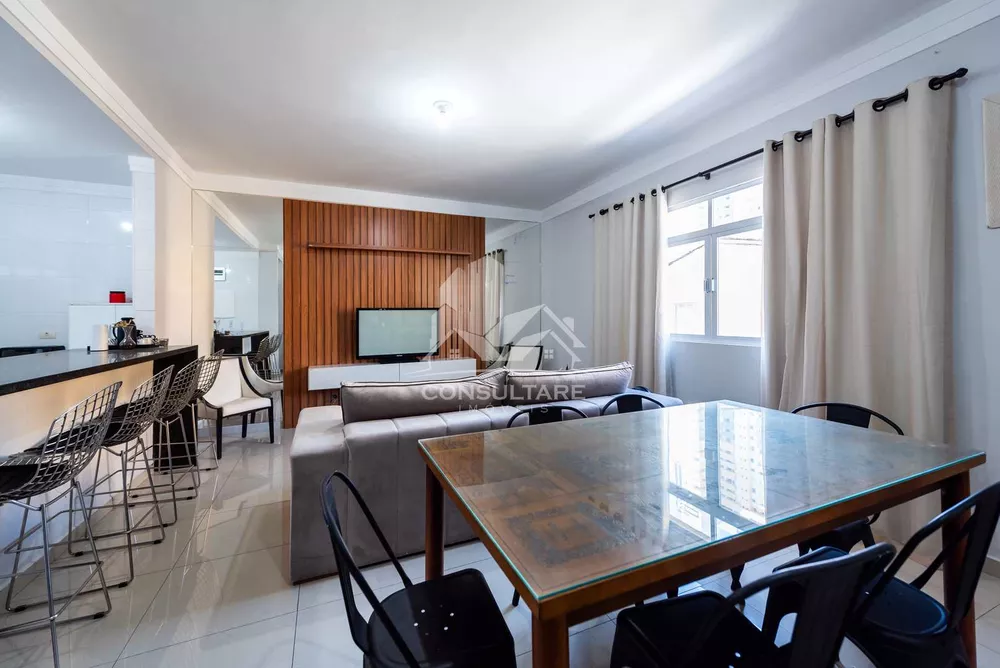 Casa à venda com 3 quartos, 136m² - Foto 1