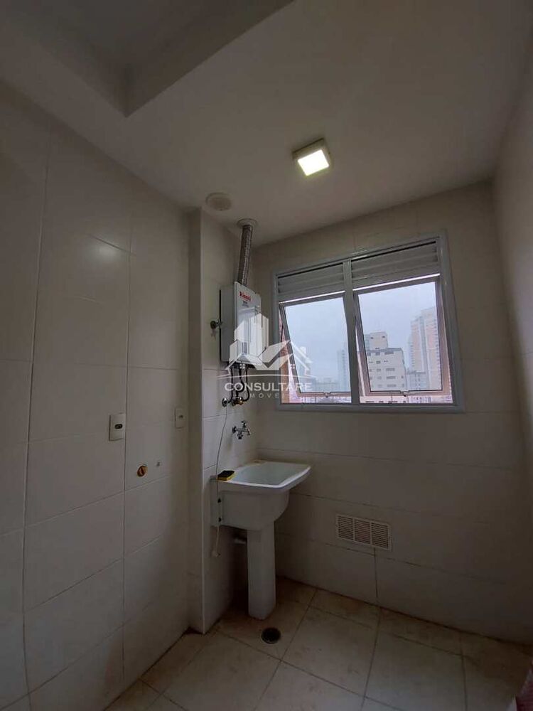 Apartamento para alugar com 1 quarto, 53m² - Foto 14