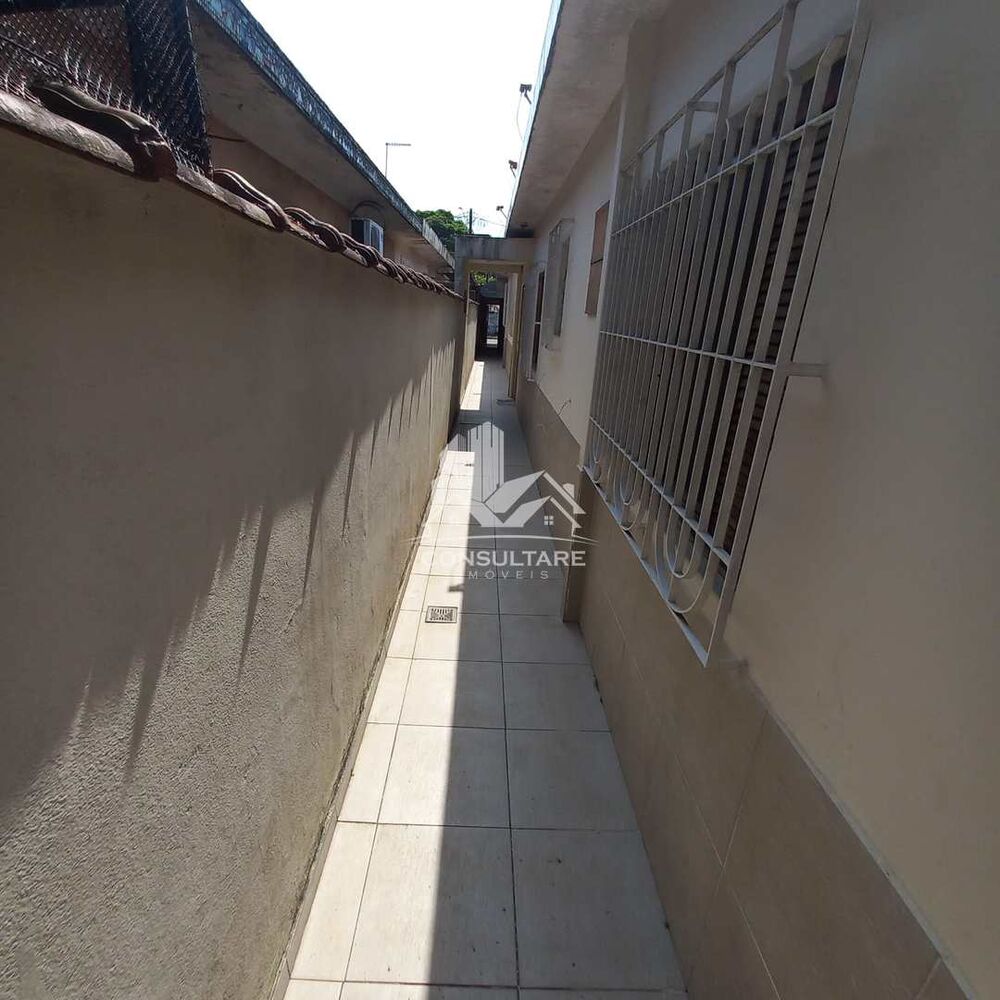 Casa à venda com 3 quartos, 128m² - Foto 35