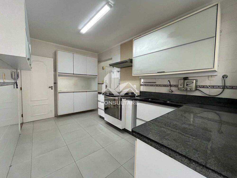 Apartamento à venda com 3 quartos, 174m² - Foto 4