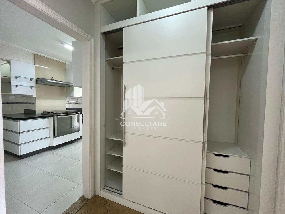 Apartamento à venda com 3 quartos, 174m² - Foto 6
