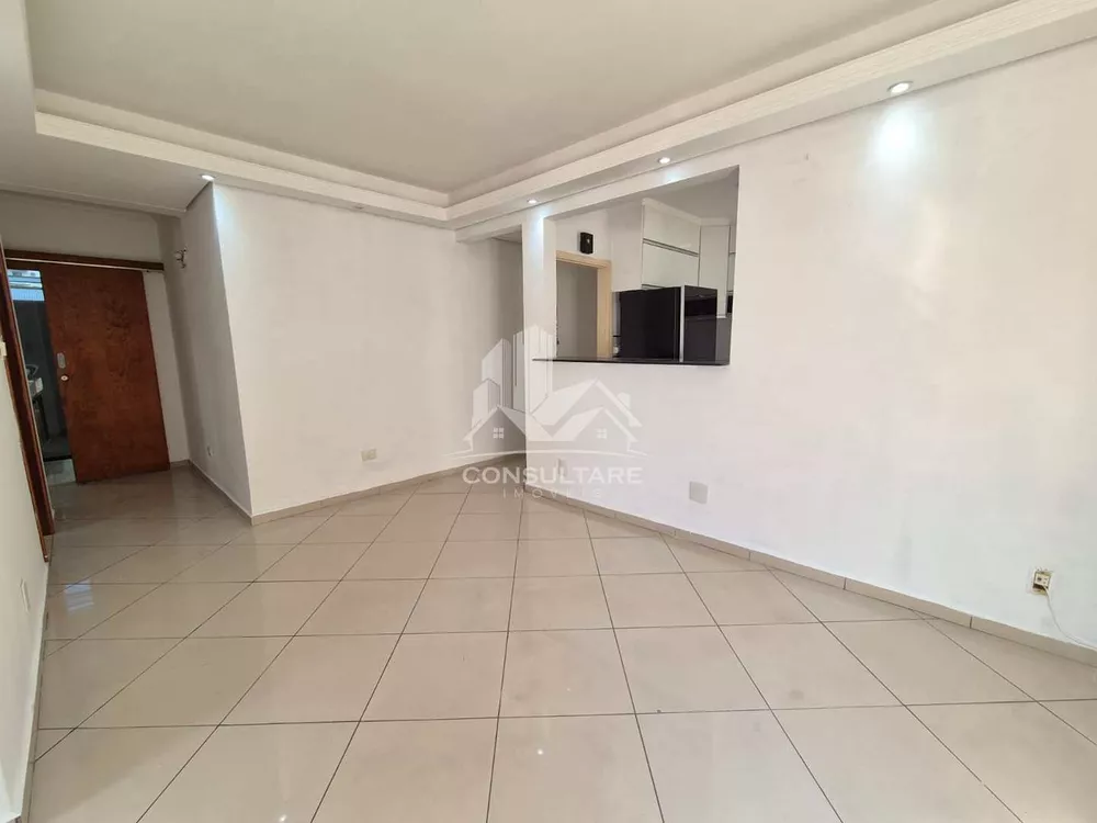 Apartamento à venda com 2 quartos, 78m² - Foto 2