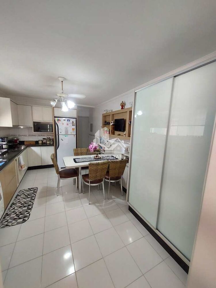 Casa, 4 quartos, 228 m² - Foto 3
