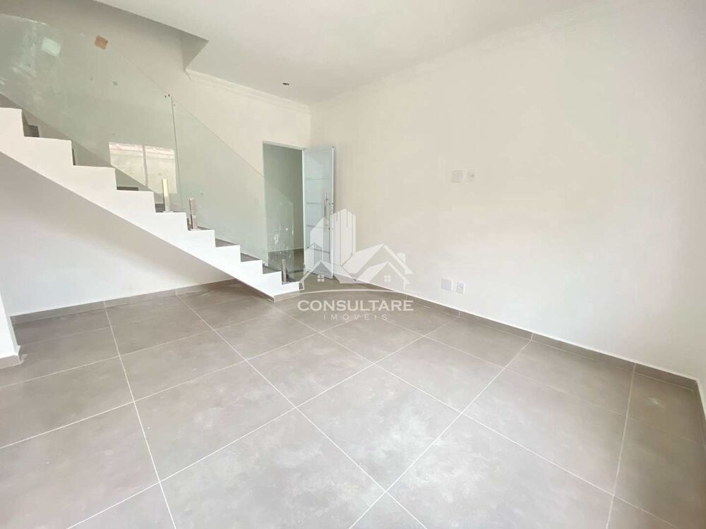 Casa à venda com 2 quartos, 98m² - Foto 2