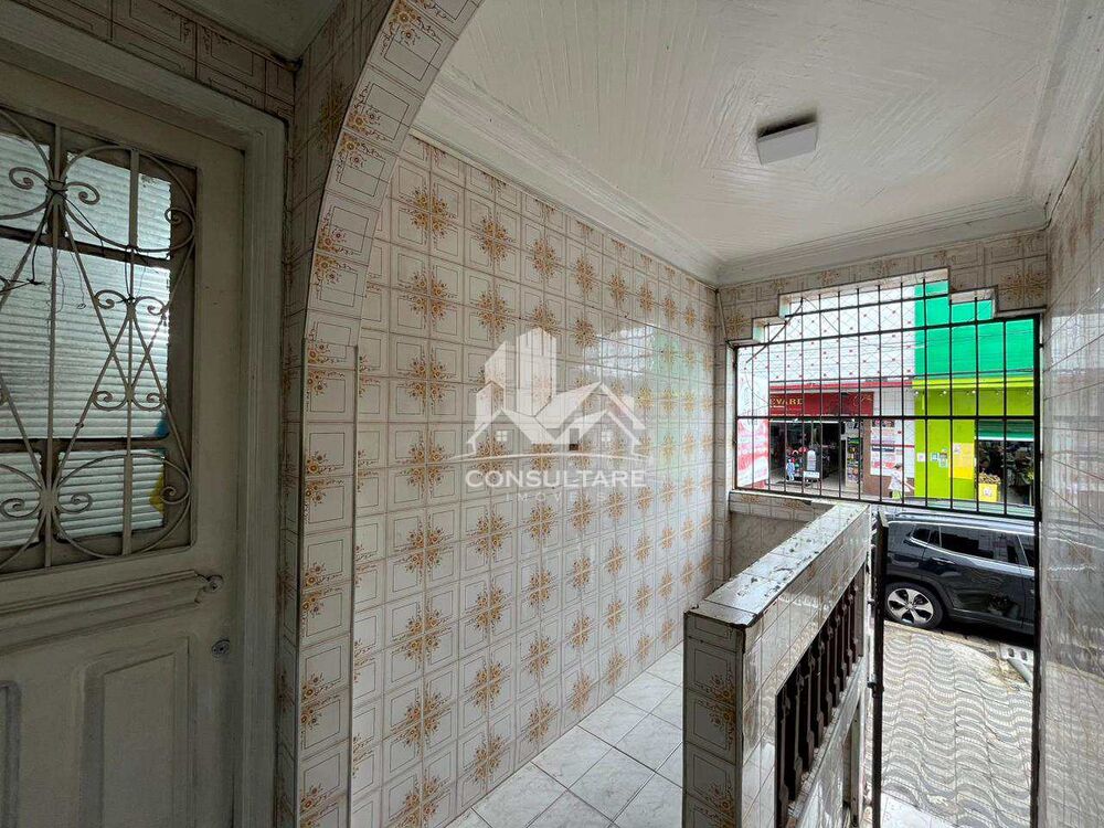Casa para alugar com 3 quartos, 200m² - Foto 4