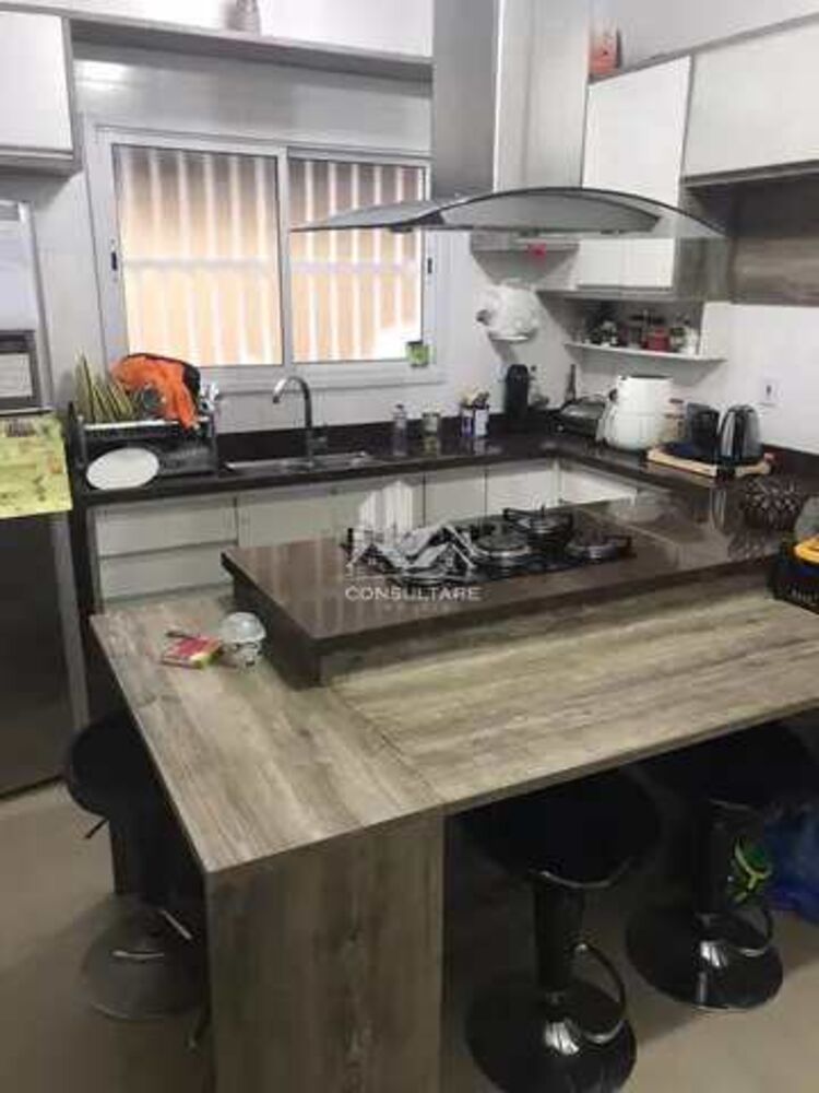 Casa, 4 quartos, 192 m² - Foto 3