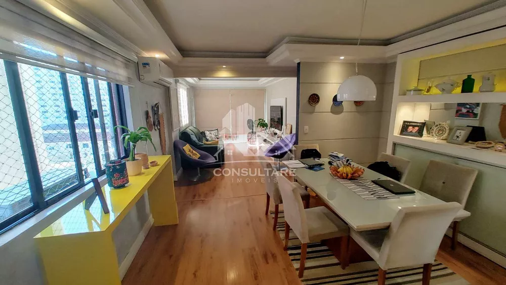 Apartamento à venda com 3 quartos, 134m² - Foto 1