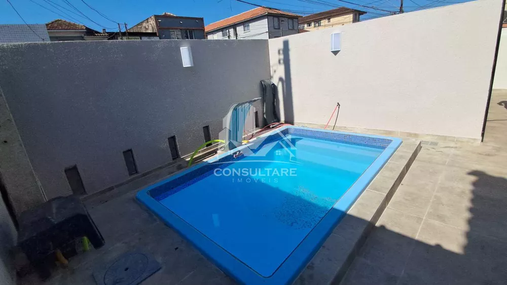 Casa à venda com 2 quartos, 94m² - Foto 1