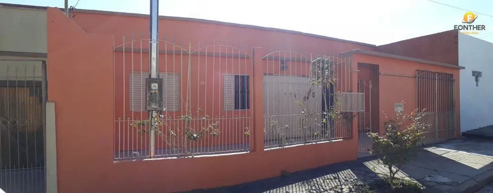 Casa, 4 quartos, 222 m² - Foto 2