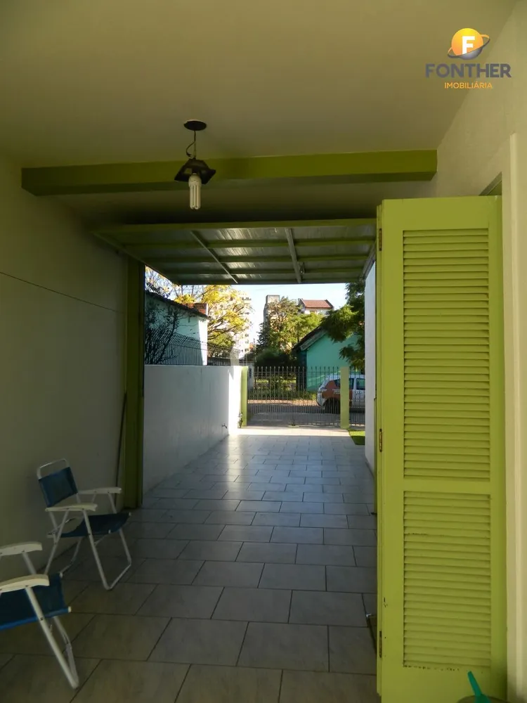Casa, 3 quartos, 263 m² - Foto 1