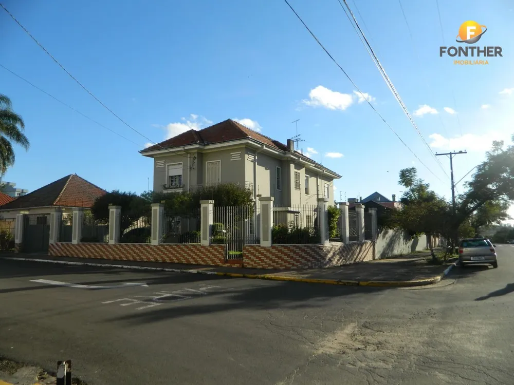 Casa, 4 quartos, 353 m² - Foto 1