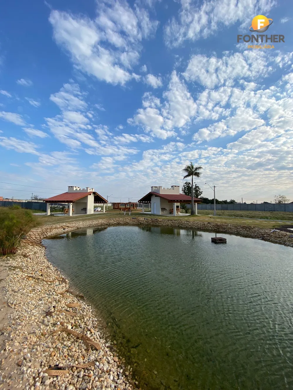 Casa, 2 quartos, 69 m² - Foto 1