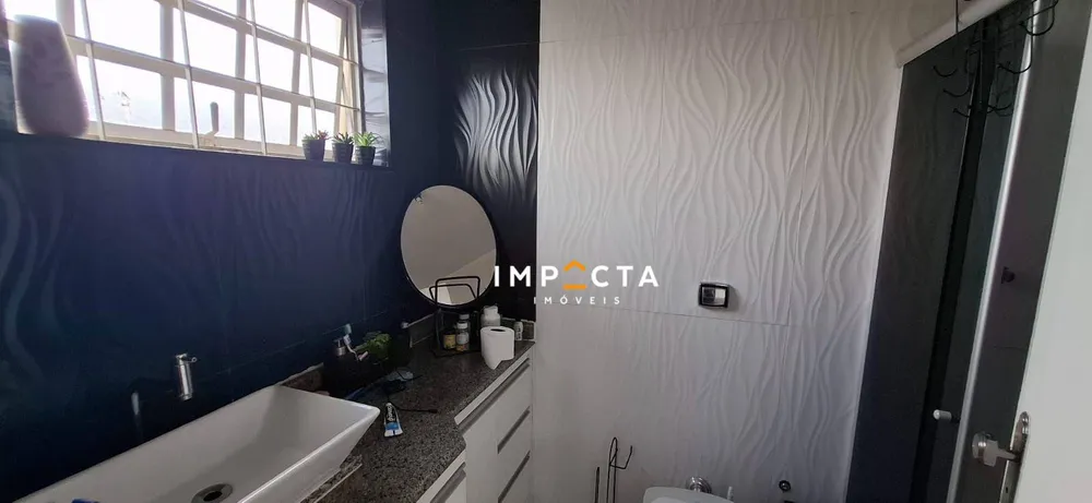 Casa, 3 quartos, 207 m² - Foto 2
