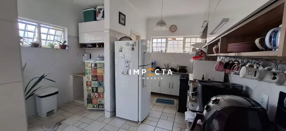 Casa, 3 quartos, 207 m² - Foto 4