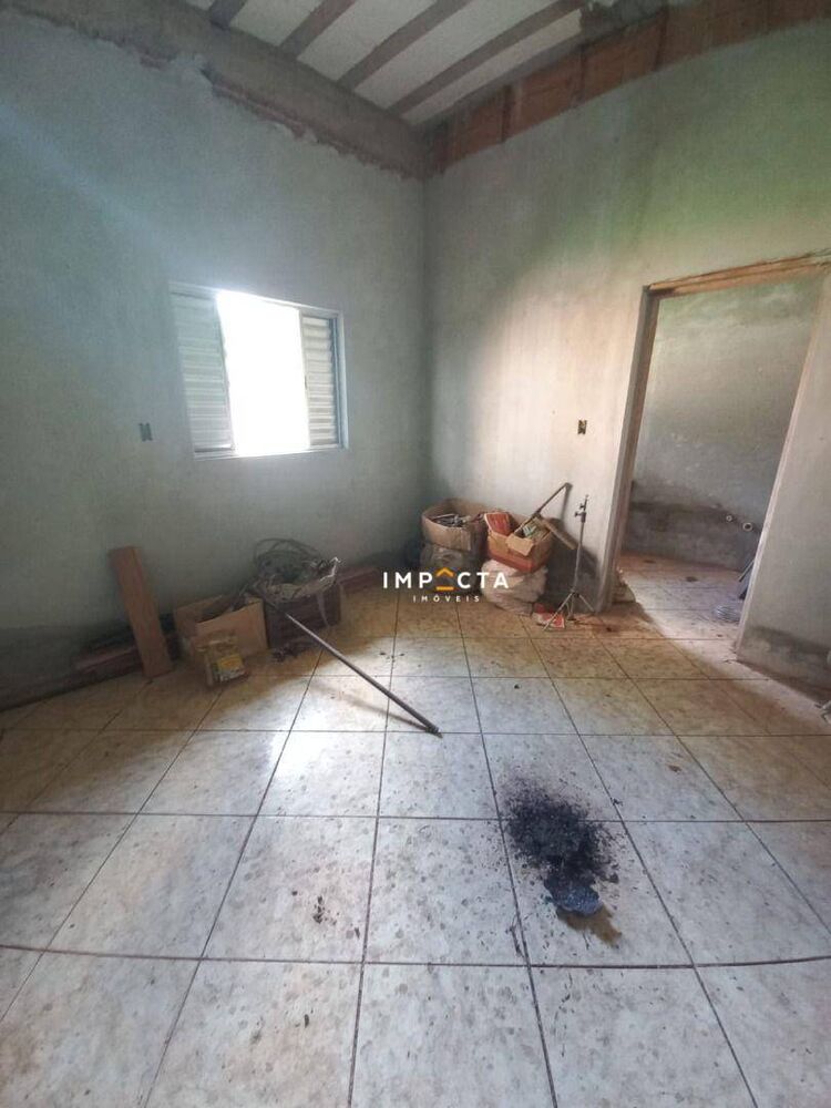 Chácara à venda com 3 quartos, 200m² - Foto 28