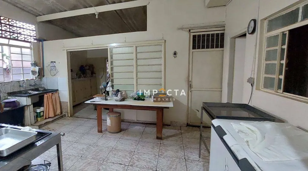 Loja-Salão, 1300 m² - Foto 2