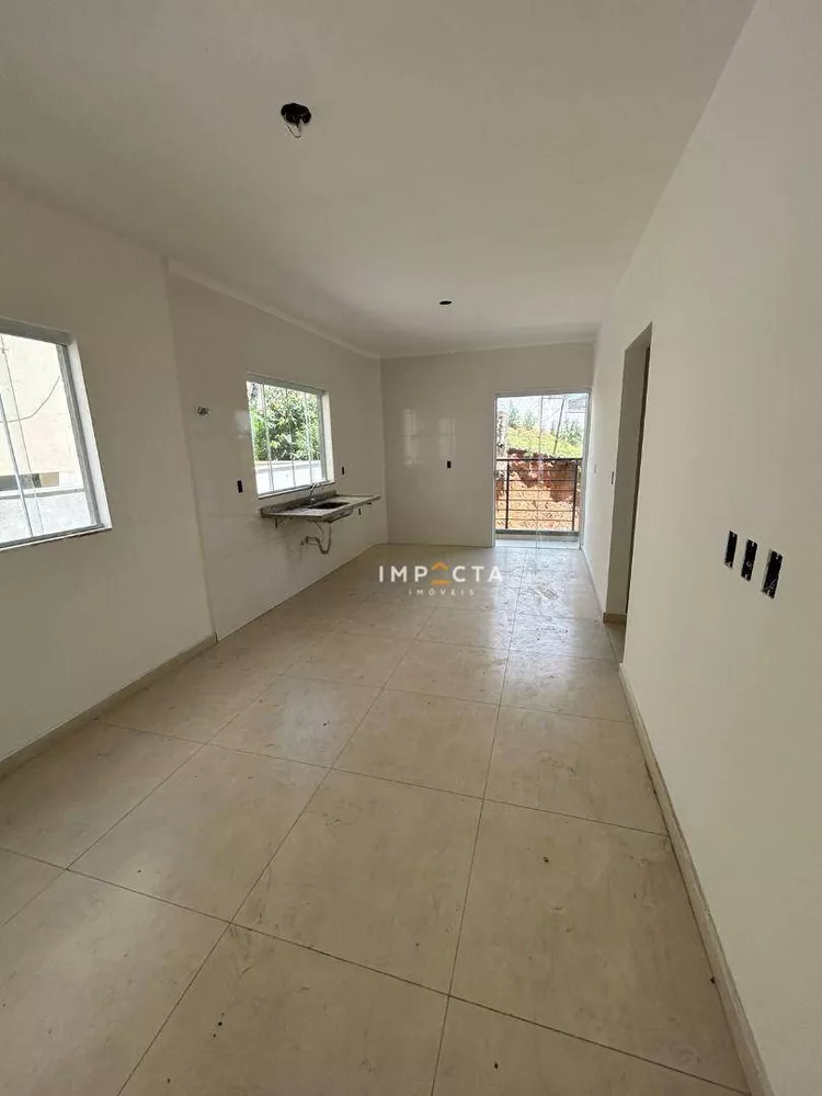 Apartamento à venda com 2 quartos, 60m² - Foto 2