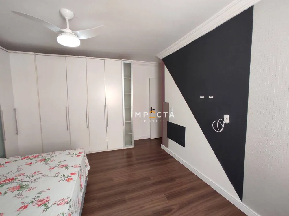 Casa, 3 quartos, 262 m² - Foto 3