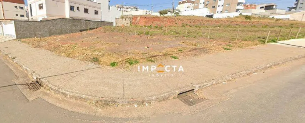 Terreno, 611 m² - Foto 1