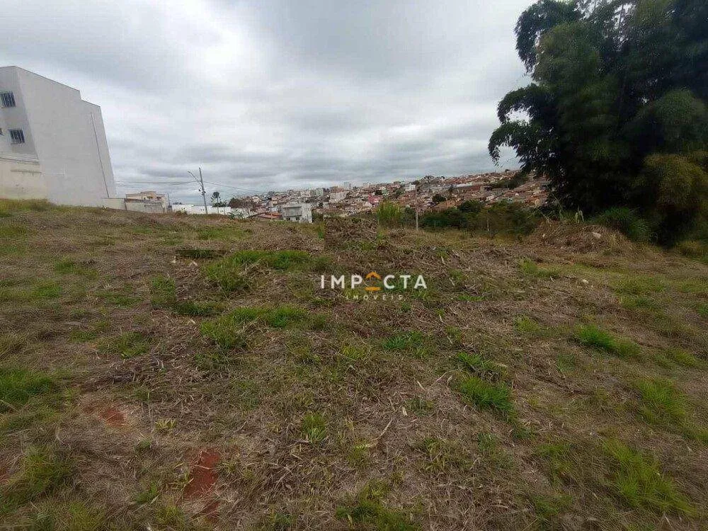 Terreno, 240 m² - Foto 1