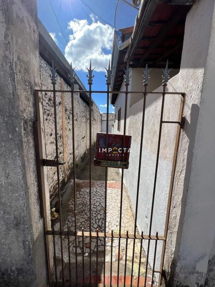 Casa, 5 quartos, 250 m² - Foto 3