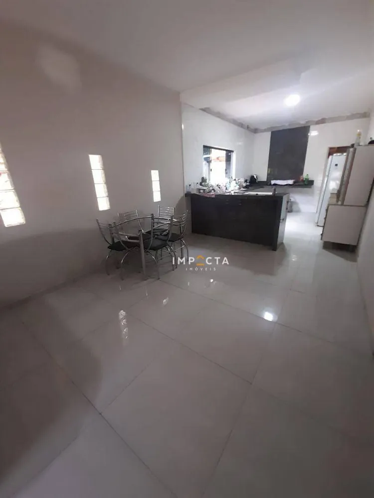 Chácara, 3 quartos, 600 m² - Foto 2