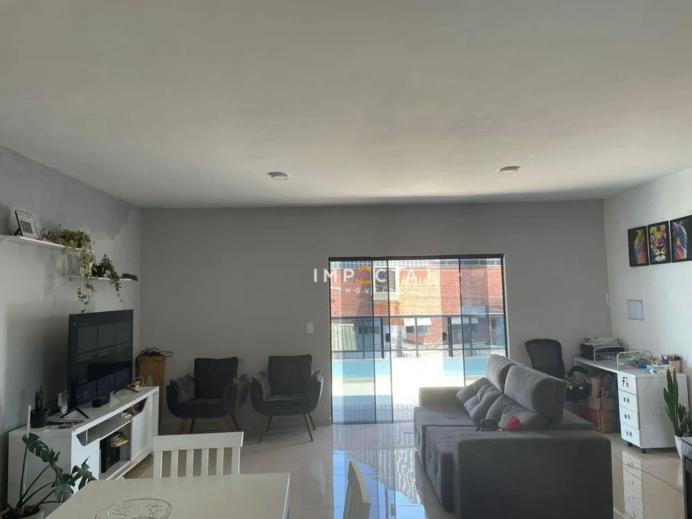 Casa, 4 quartos, 257 m² - Foto 1
