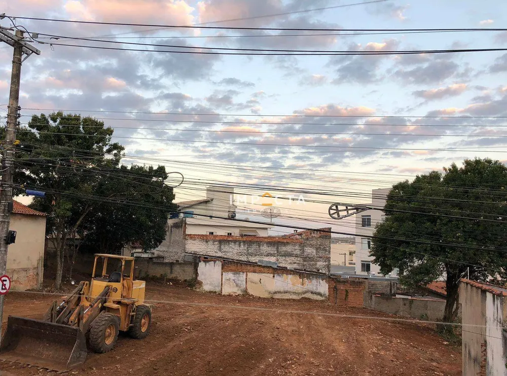 Terreno, 1300 m² - Foto 2