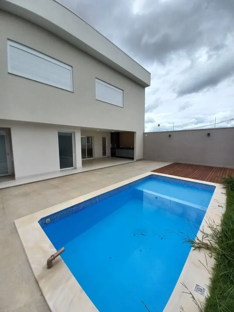 Casa, 4 quartos, 326 m² - Foto 1