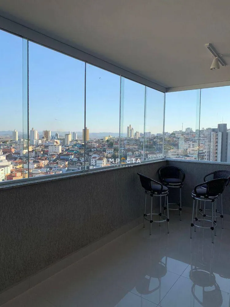 Apartamento, 3 quartos, 120 m² - Foto 2