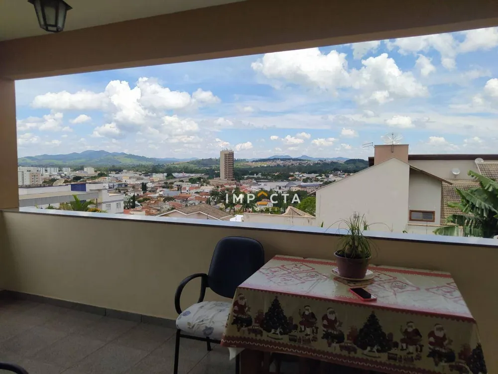 Casa, 5 quartos, 293 m² - Foto 1