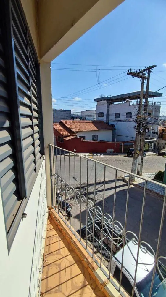 Casa, 3 quartos, 209 m² - Foto 3
