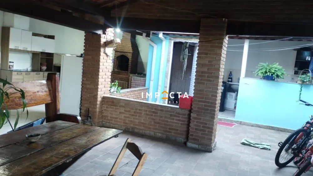 Casa, 3 quartos, 180 m² - Foto 1
