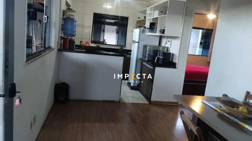 Casa, 3 quartos, 180 m² - Foto 2