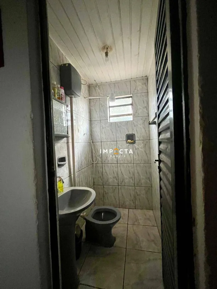 Chácara, 3 quartos, 1103 m² - Foto 1