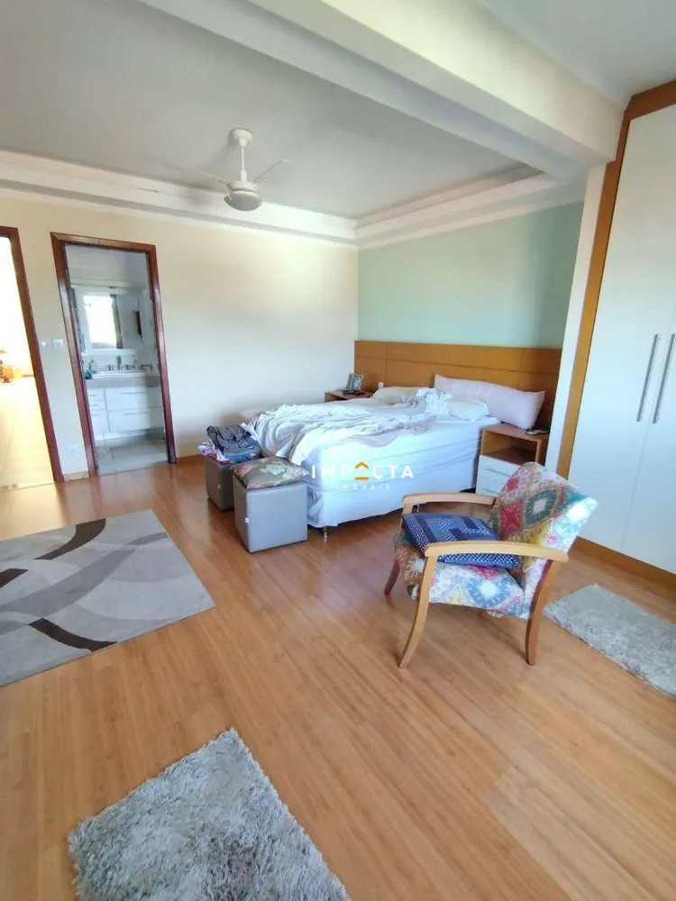Casa, 5 quartos, 498 m² - Foto 1