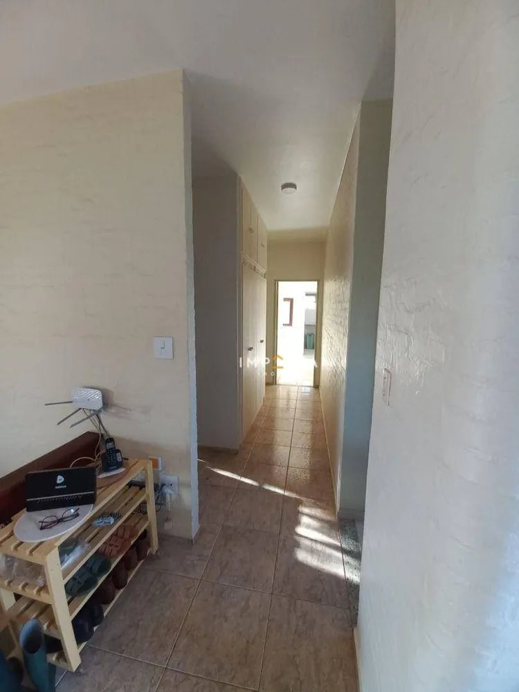 Casa, 3 quartos, 222 m² - Foto 1