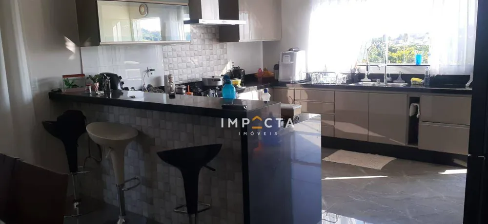 Casa, 3 quartos, 255 m² - Foto 8