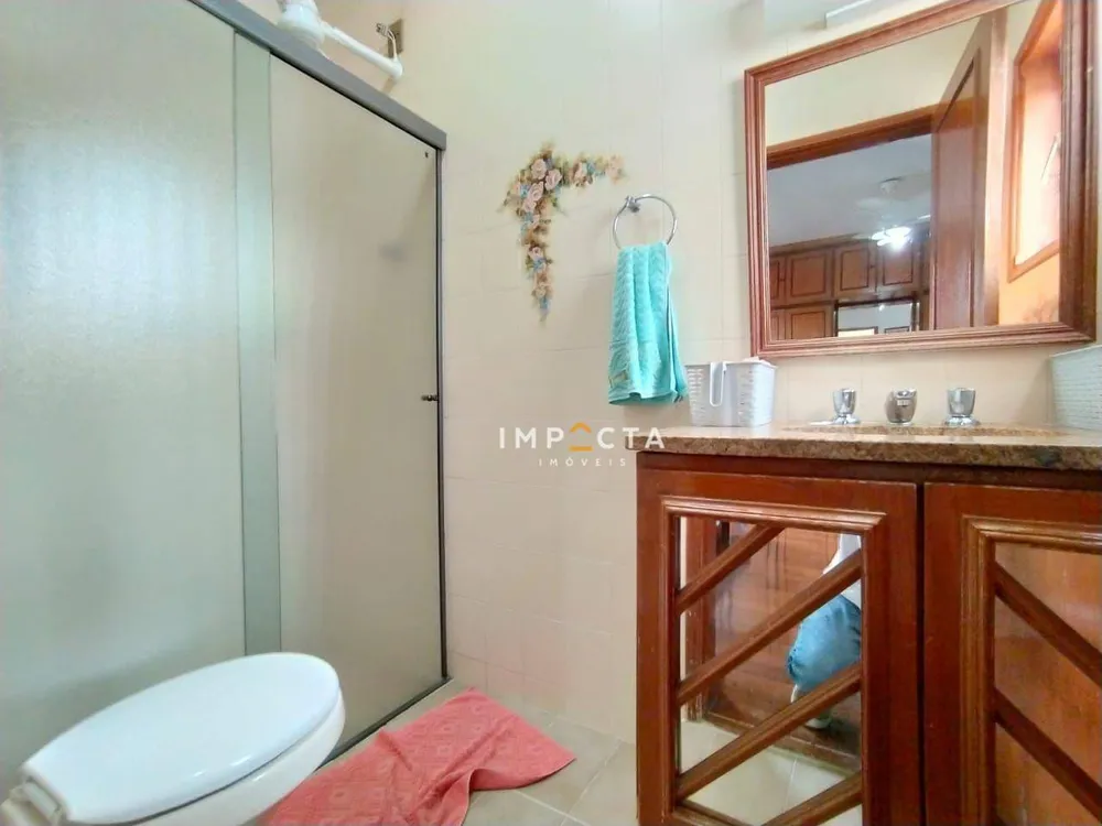 Casa, 5 quartos, 357 m² - Foto 2