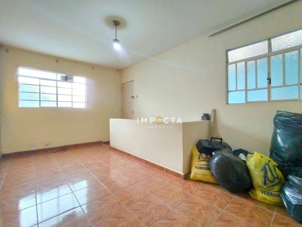 Sobrado, 4 quartos, 180 m² - Foto 1