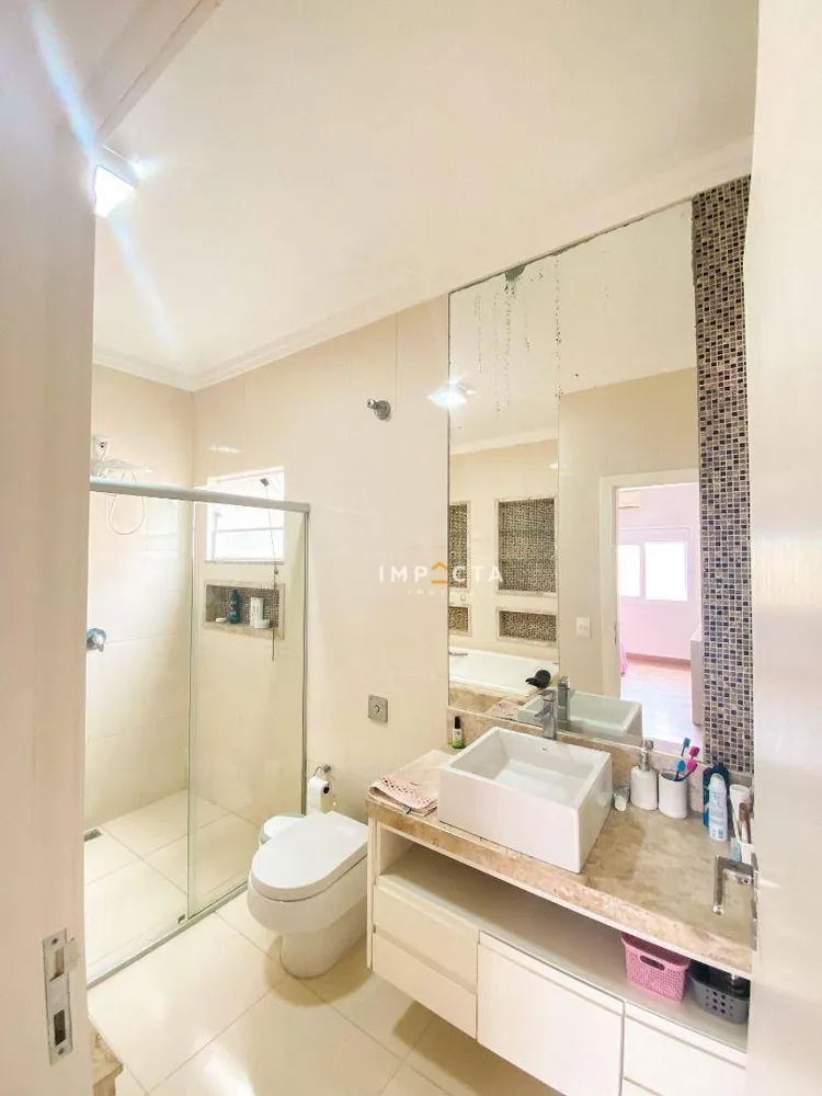 Casa, 3 quartos, 202 m² - Foto 8