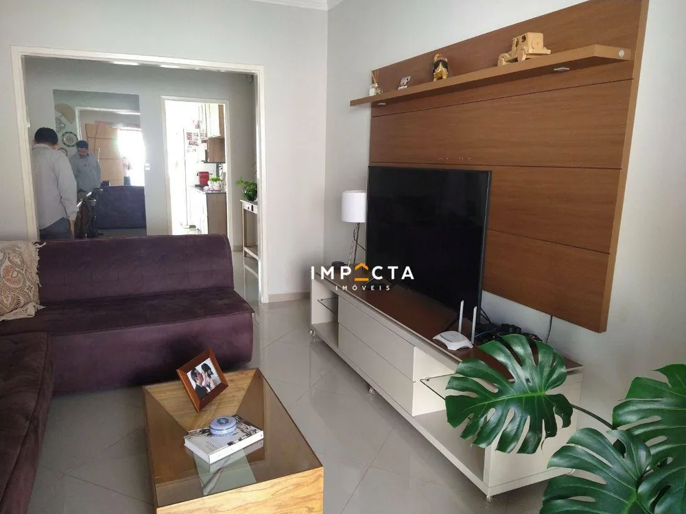 Casa, 4 quartos, 279 m² - Foto 3