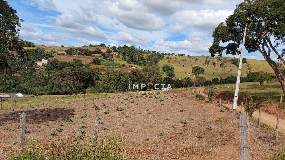 Terreno, 2300 m² - Foto 1