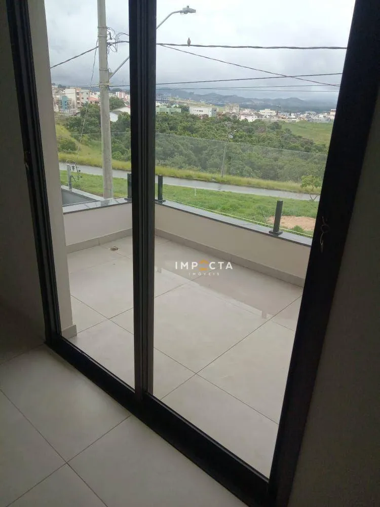 Casa, 3 quartos, 202 m² - Foto 3
