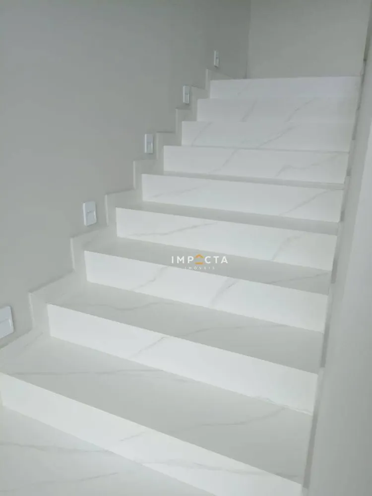 Casa, 3 quartos, 202 m² - Foto 7