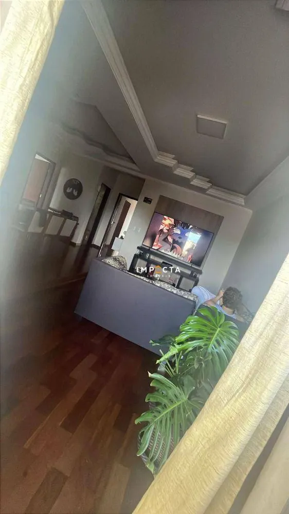 Apartamento, 3 quartos, 225 m² - Foto 2