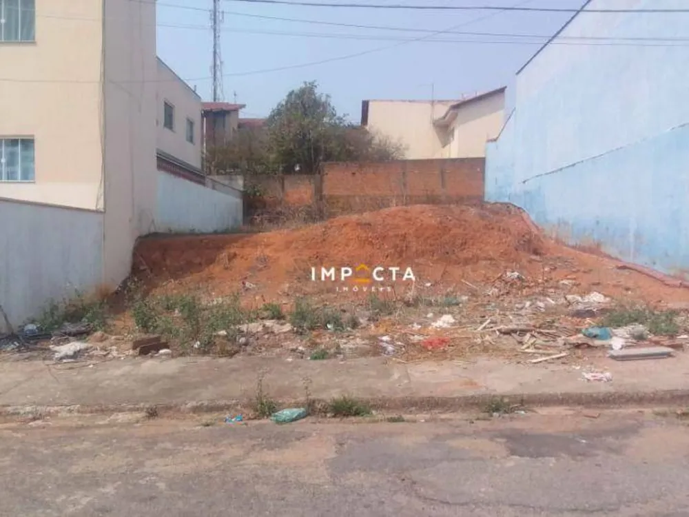 Terreno, 240 m² - Foto 1