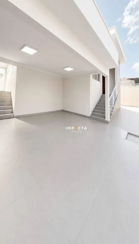 Casa, 3 quartos, 141 m² - Foto 2